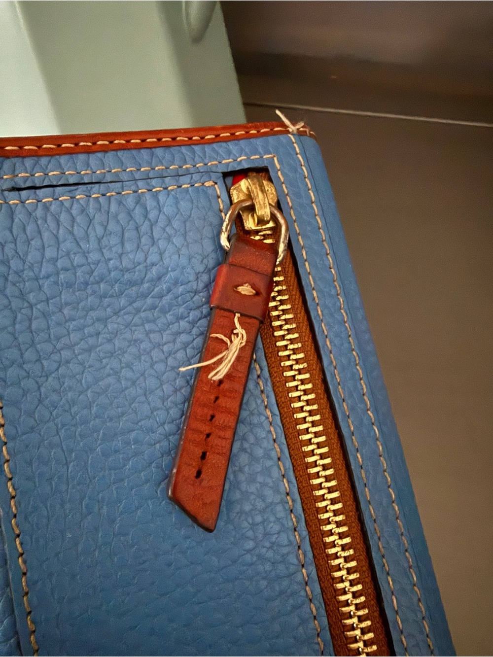 Dooney & Bourke Continental Clutch Wallet - Picture 6 of 7